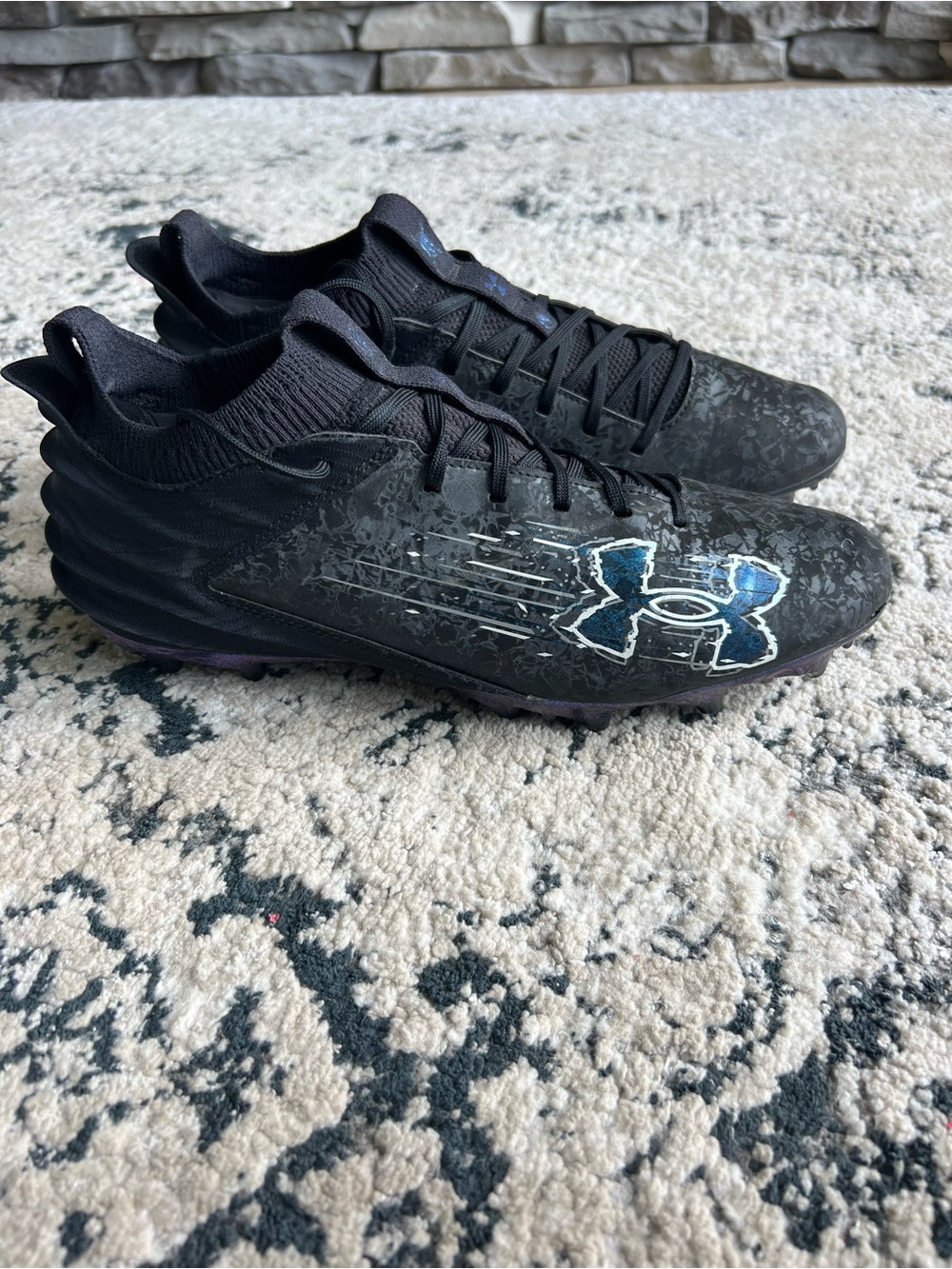 Under Armour Black Cleats with Blue Logo Accent Size 11 Men